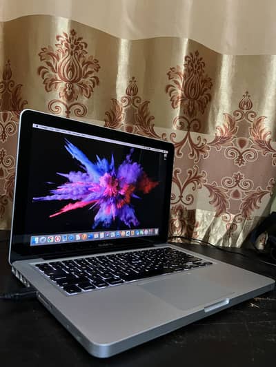 Macbook pro 2011 late