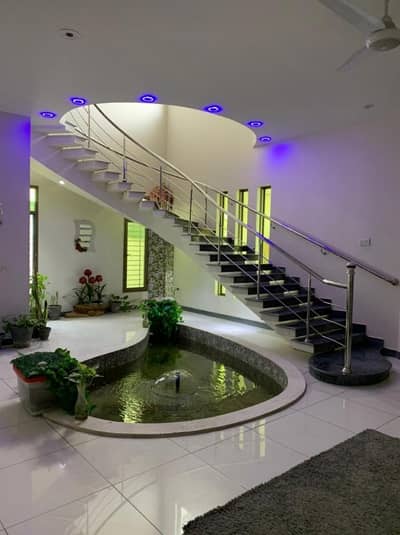 400 Yard 01 Unit Bungalow Good Location House