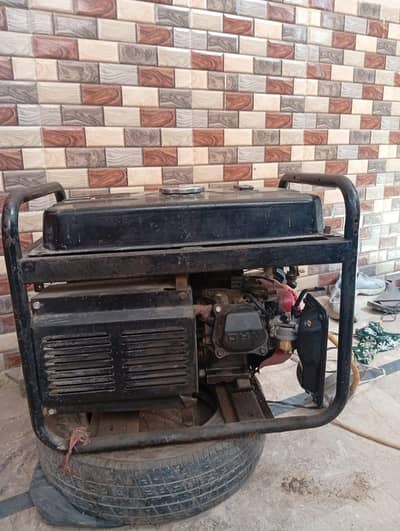 generator for sale in reasonable price 2.5