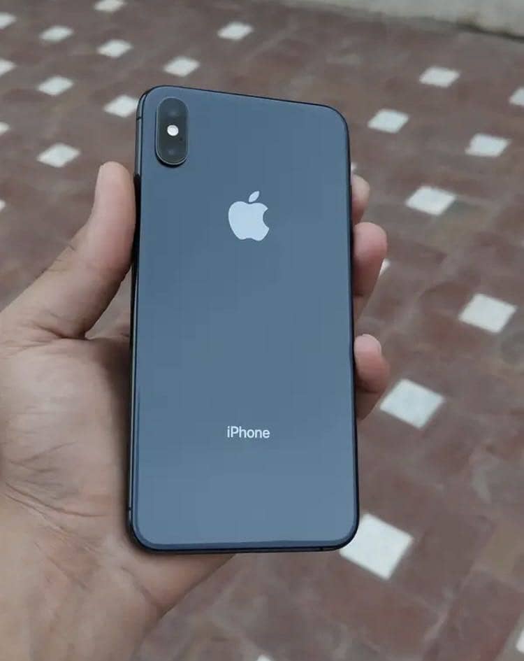iPhone XS 0