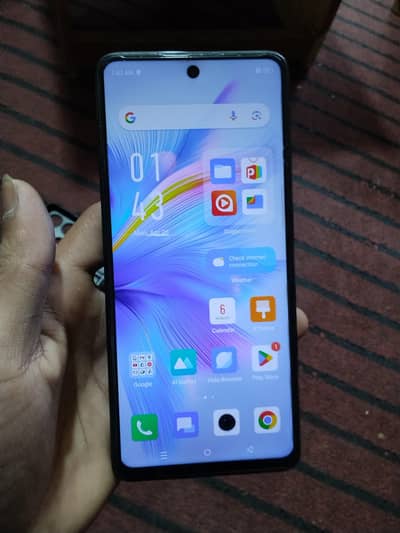 one hand use Mobil 10by 10