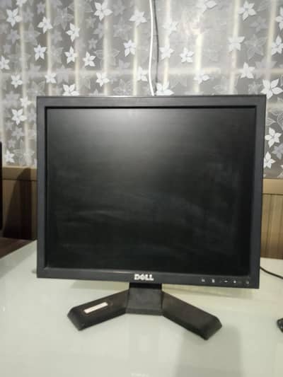 Dell 17 Inch LCD Monitor for Sale – Good Condition
