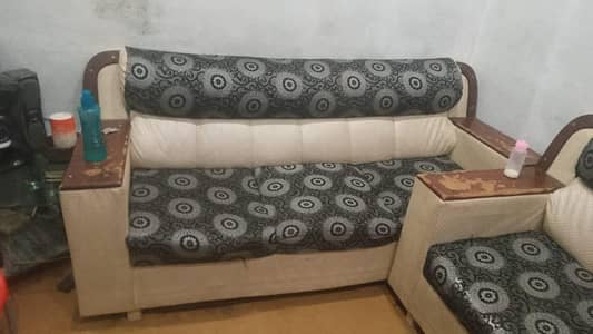 Sofa set
