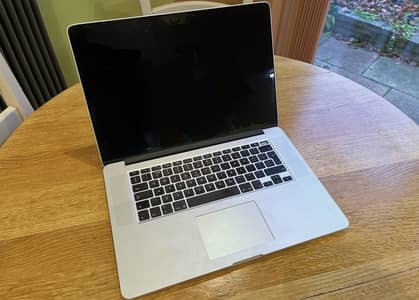 Macbook Pro Retina ( Mid 2012 )