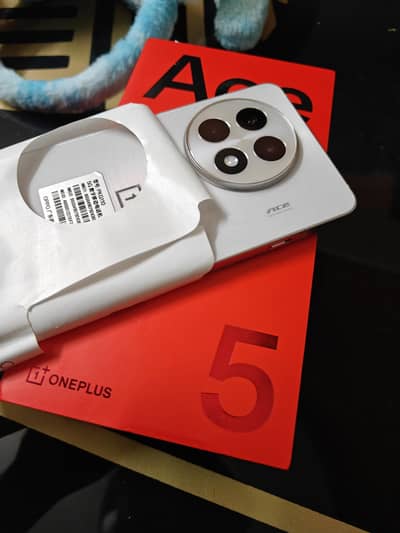 Brand new one plus ace5 complete box alll accesries complete