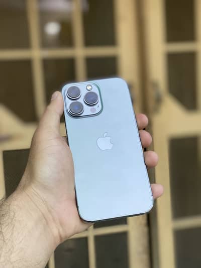 Iphone 13 Pro F/U 128 GB Water Pack 83 Health Everything Working 10/10