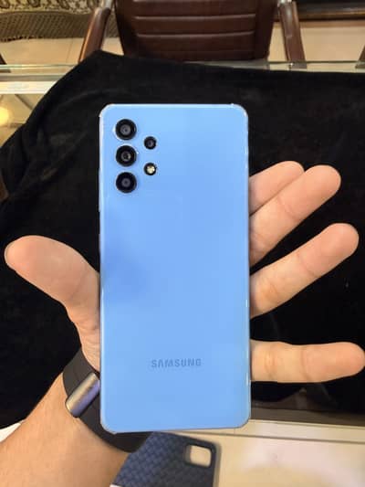 Samsung A32 in excellent and neat condition