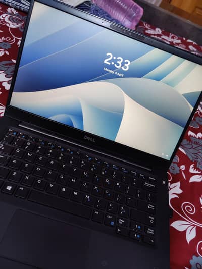 latitude 7390