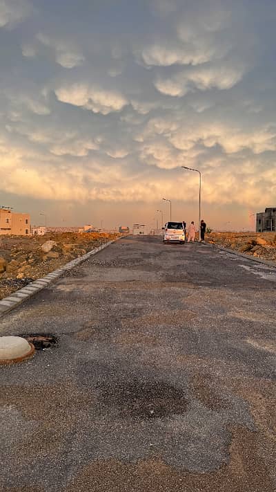 Naya Nazimabad Block M near park Plot for sale