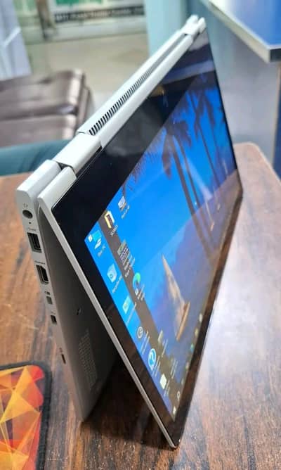 HP elite book 1030 g2 8/256