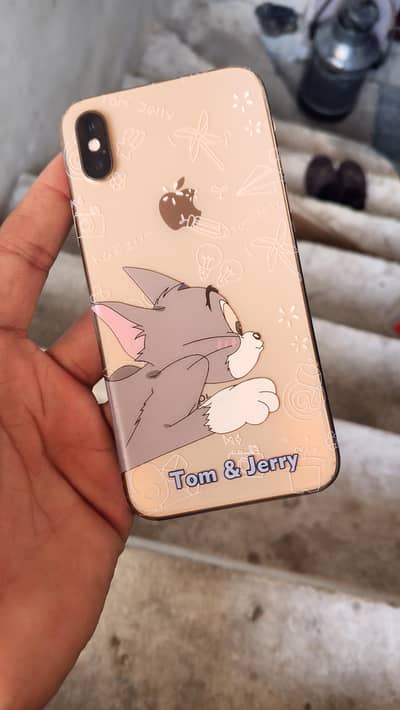 iphone xs 64. gb ha fac id  of non PTA all ok exchange possible Google