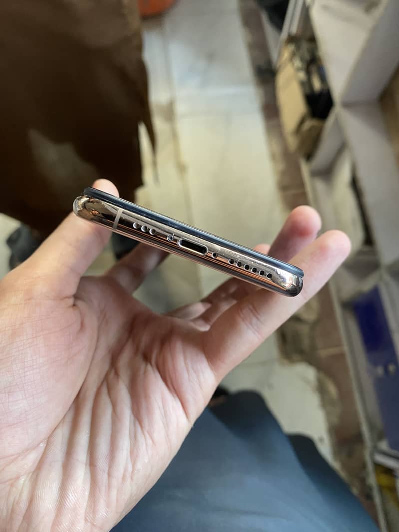 iPhone XS 2