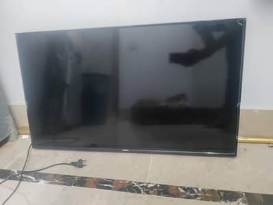 SAMSUNG UHD7000 (43INCH)