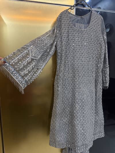 10/9 conditions large size available