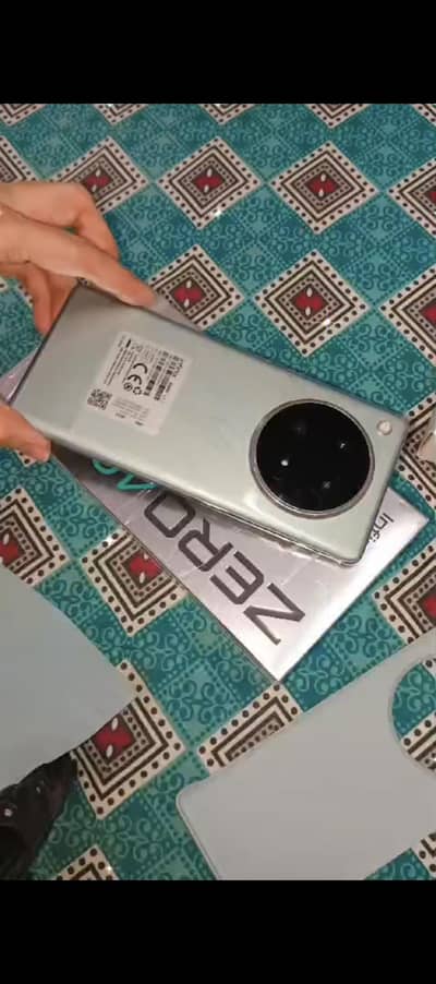 Infinix Zero 40 256GB HelioG100