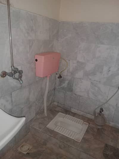 Ground floor for rent