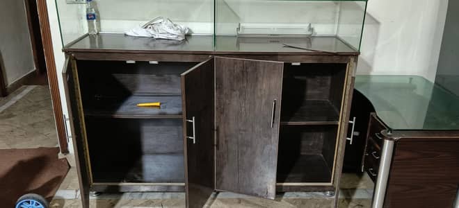 Tabels for sale 1 counter  1 table 1 cash counter