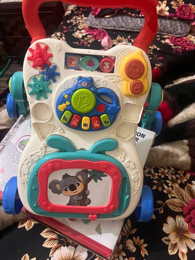 baby standing walker