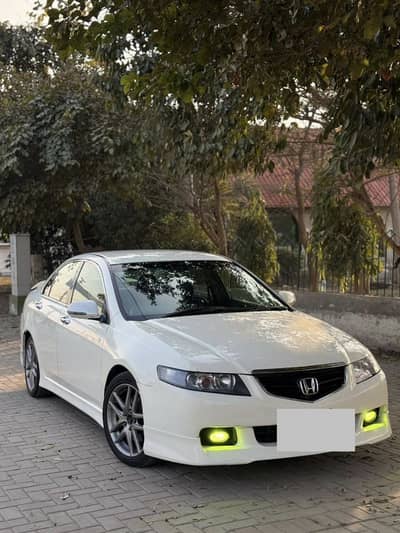 Honda Accord CL9