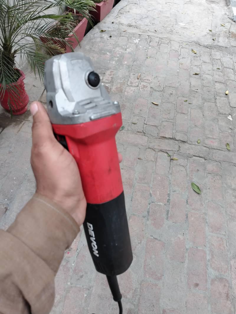 4inch Devon imported Grinder 1