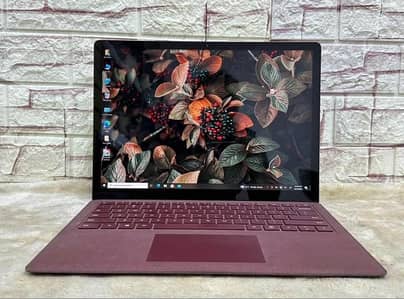 Surface Laptop 2 i7 8th gen 8gb ram 256gb ssd fresh import