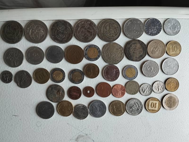 coins different countries 17