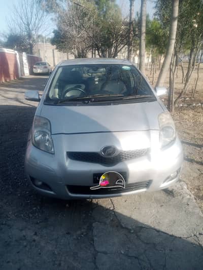 Toyota Vitz 2008 reg 2013 family used car 95℅ genuine condition