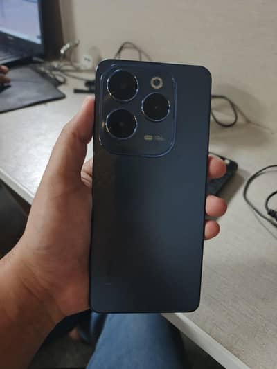 Infinix hot 40 pro 8+8 256gb