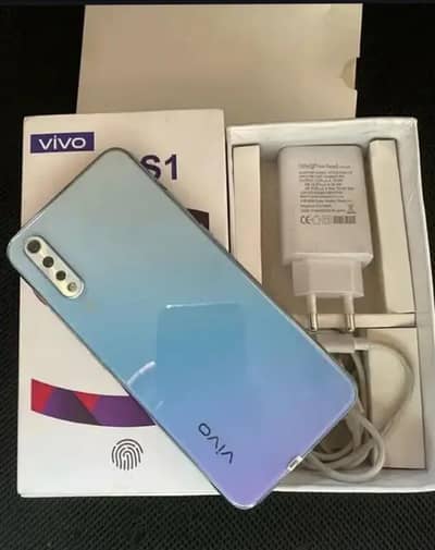vivo s1 8/256 gb all ok condition 10/9 whatsap  03466933319