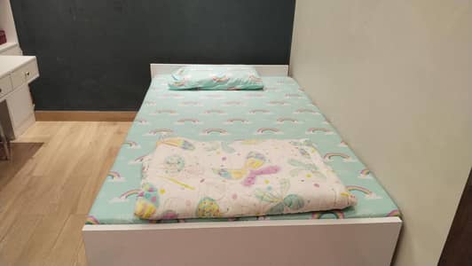 kids bedsheet and comforter set