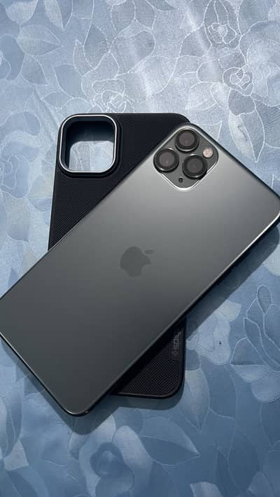 11 pro max 10/10 water pack 64GB PTA approved