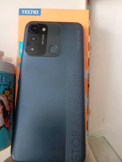 Tecno Spark 8c 4/128 For sale