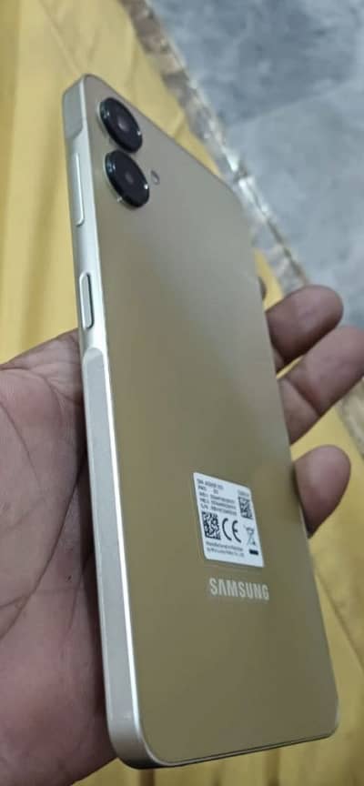 Samsung A06 4-64 with full box all ok