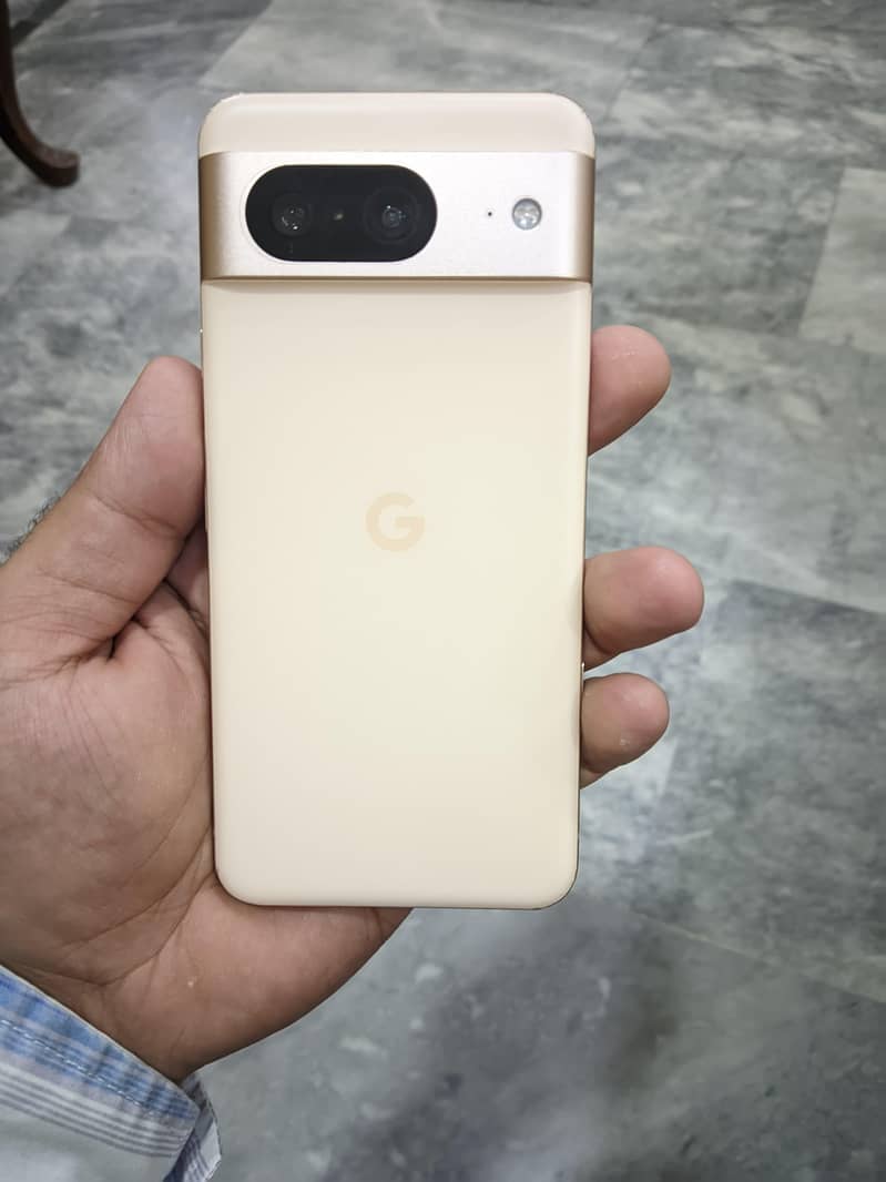 Google Pixel 8 5