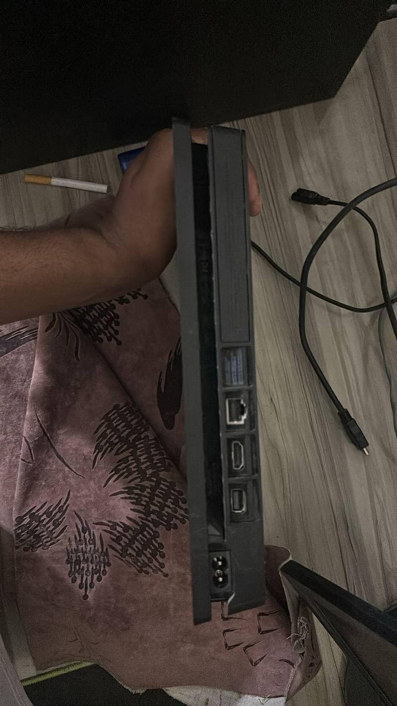 PS4 Original Controller + Games 6