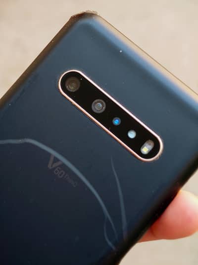 LG V60 Thinq 5G Snapdragon 865 8k video best for gaming - gaming phone