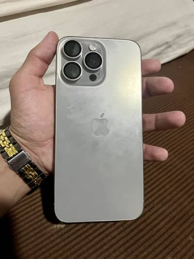 Iphone 15 pro max 256 gb LLA model