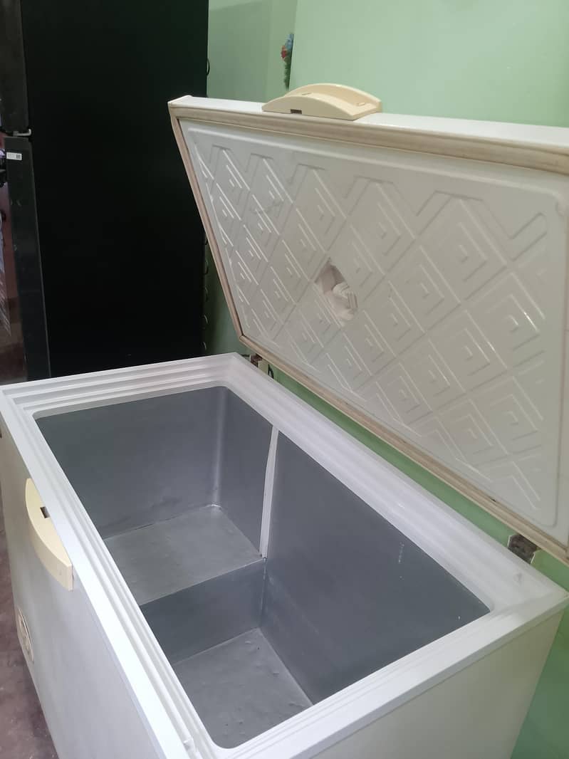 waves deep freezer 3