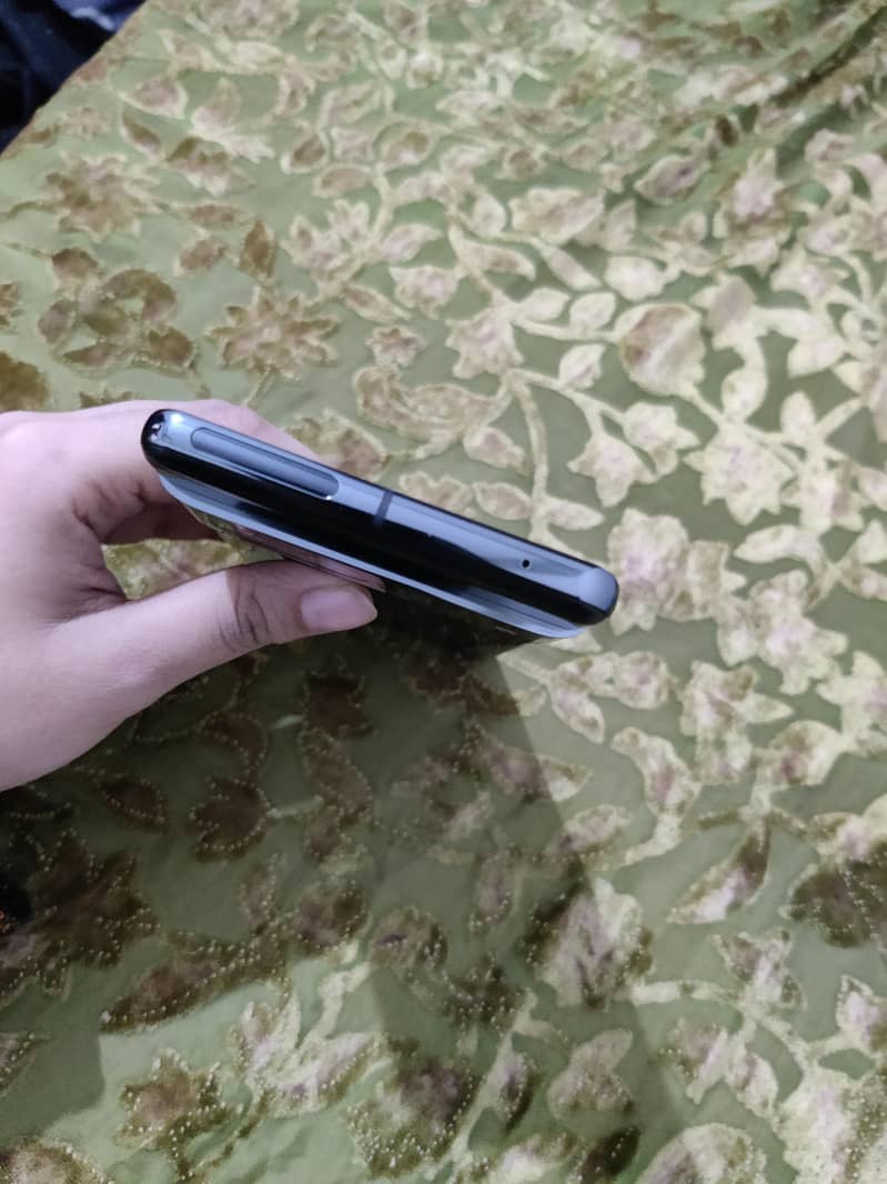 Google pixel 7 pro 4