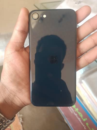 iPhone se 3rd generation 128  80% battery life JV Sim lock