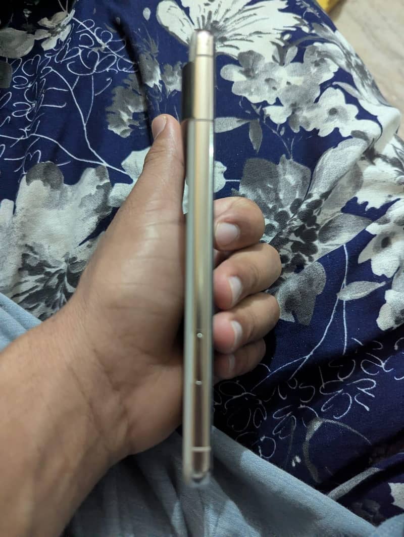 google pixel 8 pro 3