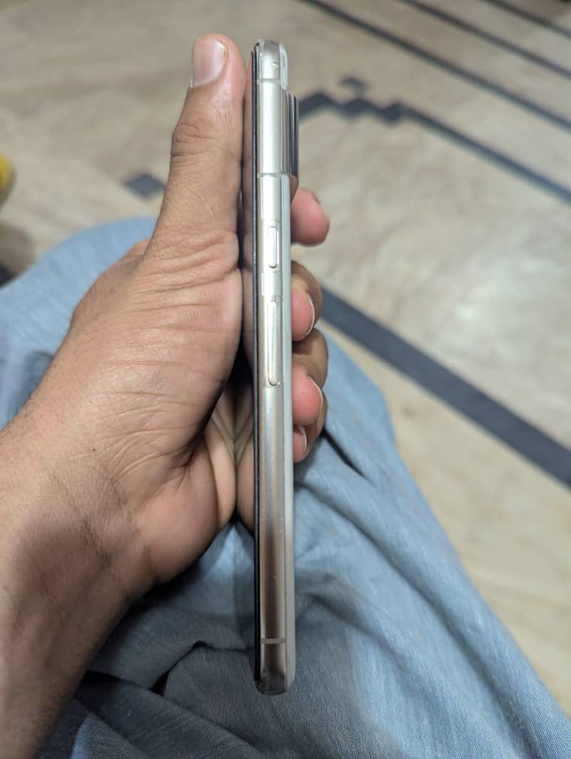 google pixel 8 pro 5