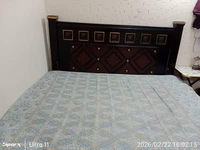 Bed set,double bed,bed with mattress,furniture for sale