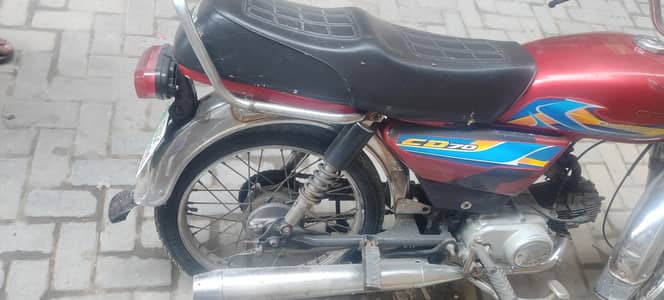 UNITED 70cc bike for sale in good condition 10/8 03270393724