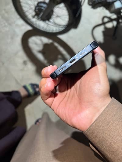 Iphone 14 JV with box