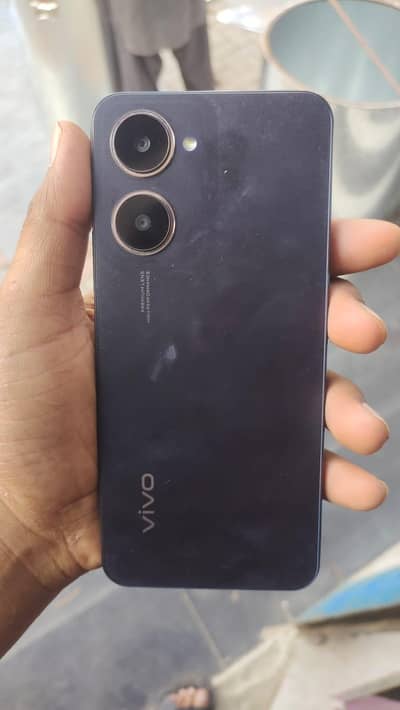 vivo y03t 4 /128 box with charger