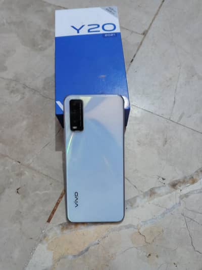 okay piece hai battery change hogi LCD original hai chalta hua piece h