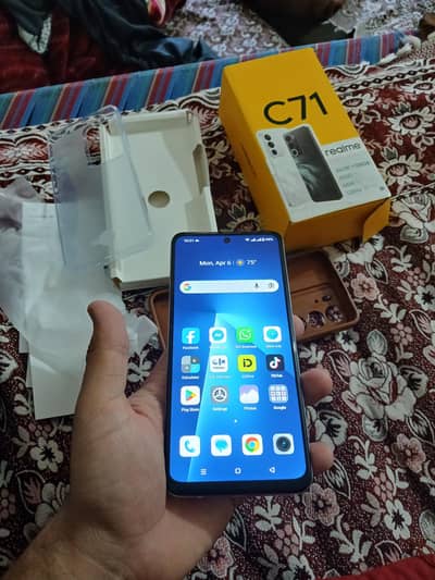 Realme C71