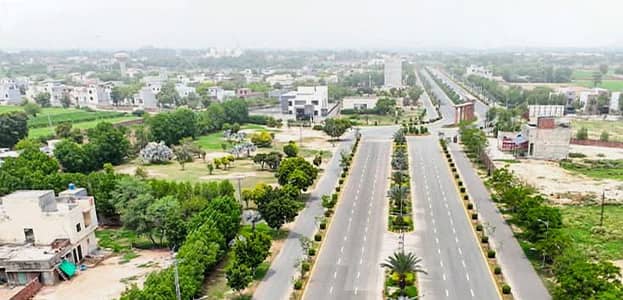 5 MARLA ONGROUND MOST BEAUTIFUL PRIME LOCATION RESIDENTIAL PLOT FOR SALE IN NEW LAHORE CITY PH 4 .