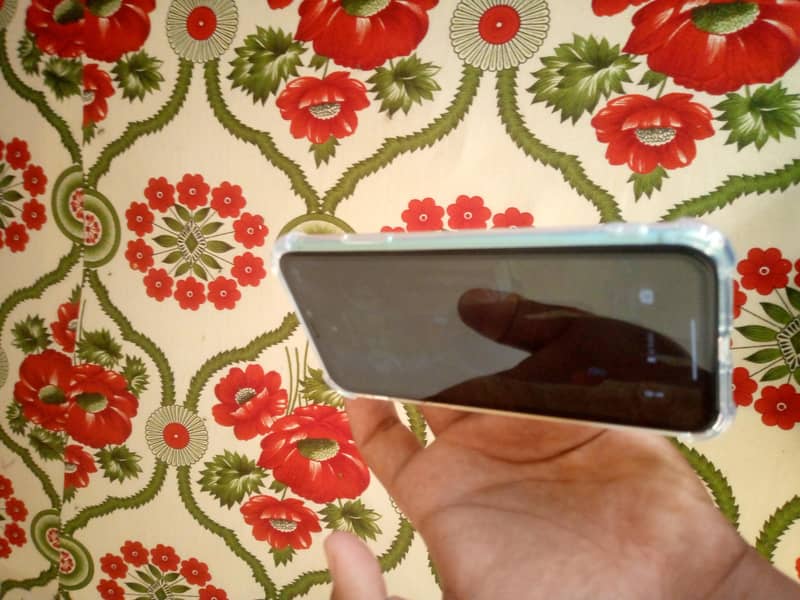 iphone 11 Sim working 4